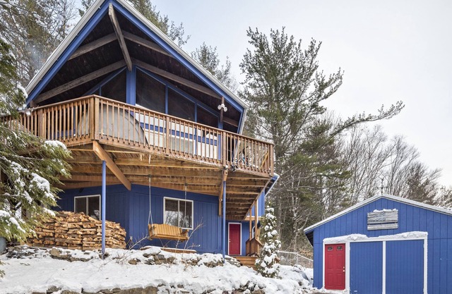 The MOUNTAIN VIEW CHALET @Gunstock @LakeWinni