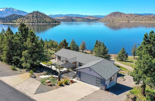 The Mystic Rainbow Lakehouse Zen Sanctuary