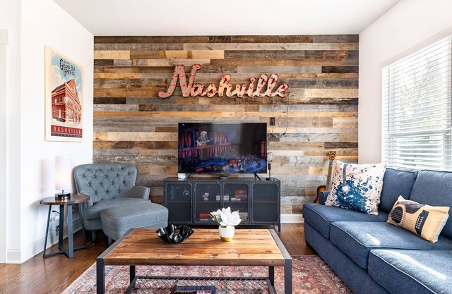 The Nashville Star - Darling Home with Southern Charm