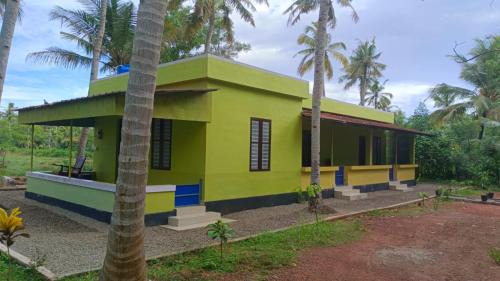 The Natural Homestay Vasudha Farm House