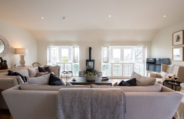 The Nest at The White Eagle - A lovely apartment in Rhoscolyn