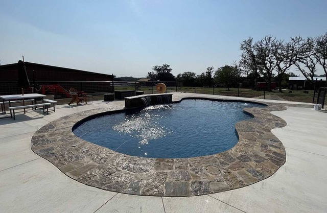 The Nest Cabin Resort - Hummingbird #7