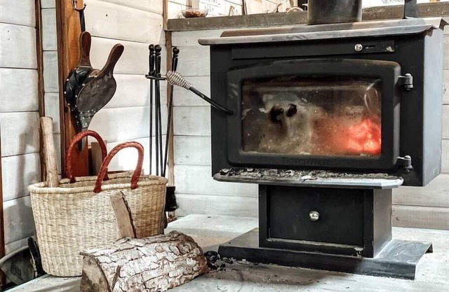 The Nook - Cozy Boho Cabin Near The Beach