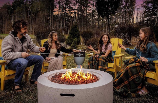 The Oak & Oar Camphouse