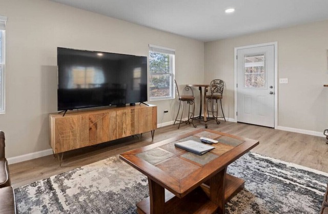The Oakley-One Bedroom