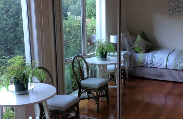 Unidad de patio de The Oaks B&B