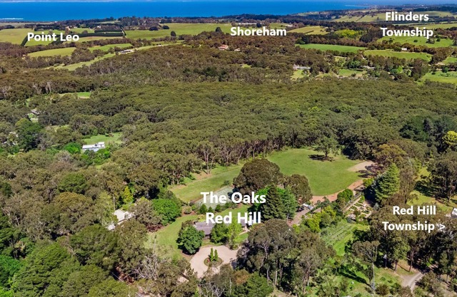 The Oaks Impresionante Red Hill Country and Coastal Home 15 acres, bodegas, playas