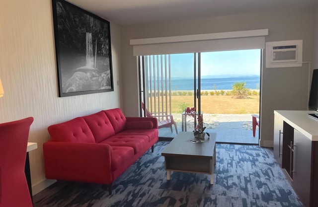 The Oceanside, a Coast Hotel