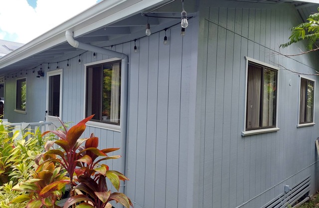 El Ohana Cottage está perfectamente situado cerca de todos los servicios, pero en una zona tranquila.