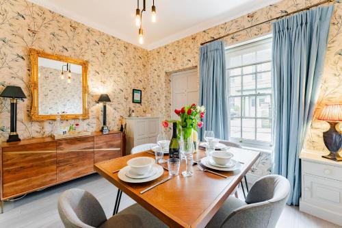 The Old Concert Hall - Norfolk Cottage Agency