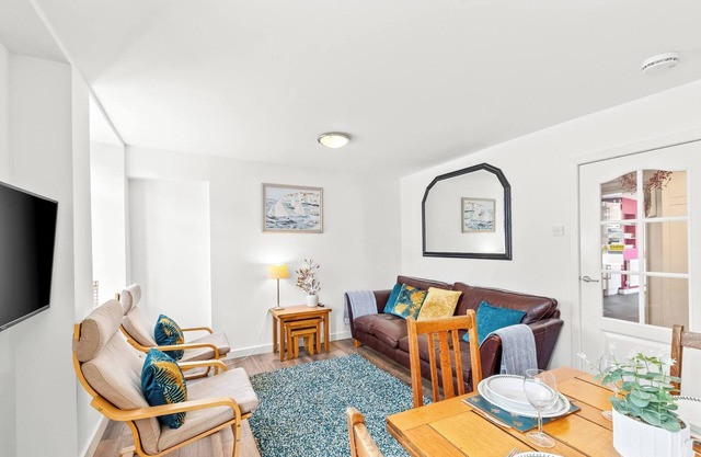 The Old Jewellers - 3 Bedroom Cottage With History