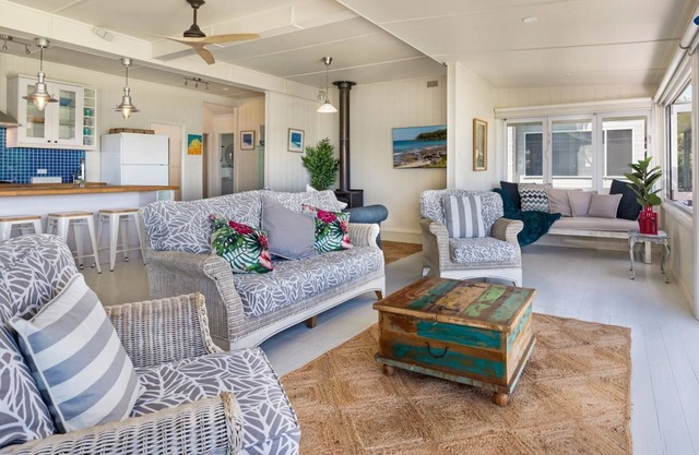 The Old School House – Stay 3, Pay 2!