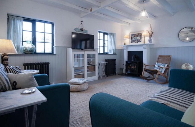 The Old Spa - 2 Bedroom Cottage - Pleasant Valley