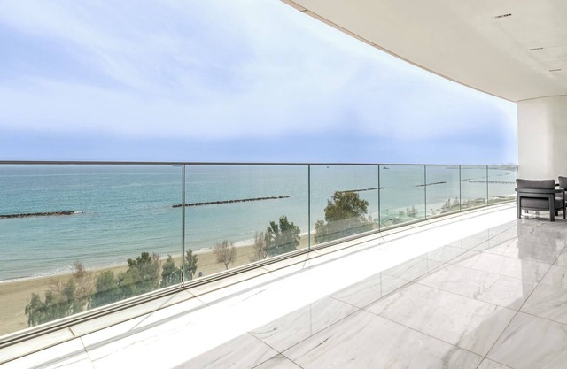 The One I - Two Bedroom Apartment, Sleeps 4