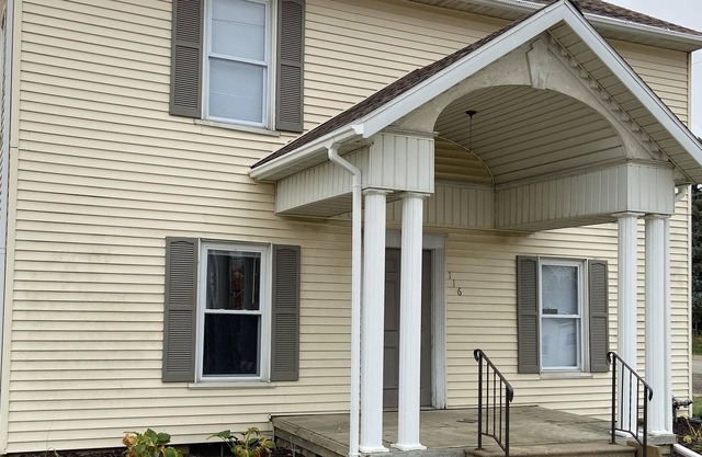 The One Sixteen - Memorable rental in the heart of the village.