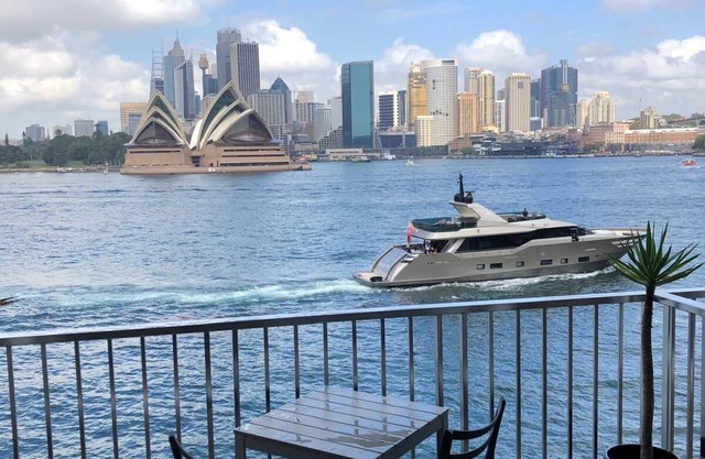 The Opera View - Luxury Waterfront & Amazing Views