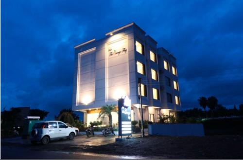 The Orange Flag - Renuka Hotel