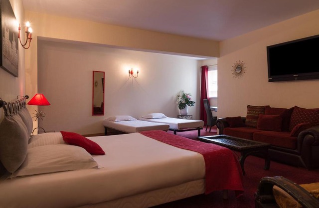 The Originals City, Hôtel Le Village Provençal, Aix-en-Provence Nord (Inter-Hotel)