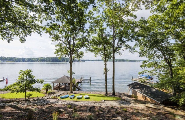 The Overlook at Langford - Private dock with SUPs, Kayaks, and Ping Pong