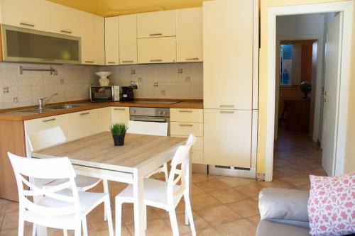 The Padule House - Viola Park