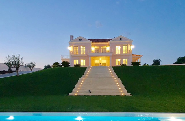 The Palace!