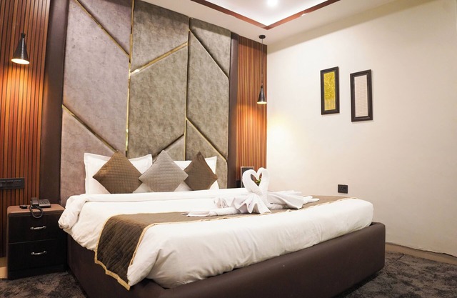 The Palatial Hotel