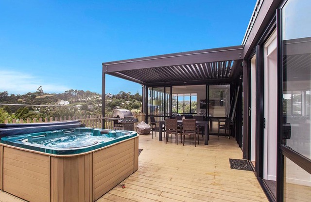 The Palm Beach Treehouse - Palm Beach Holiday House