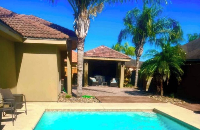 The Peaceful Woods-Entire House w/ Pool