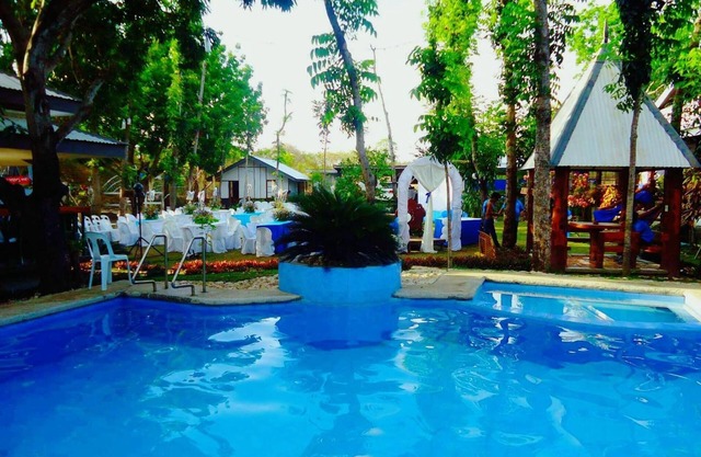 The Pelican's Resort