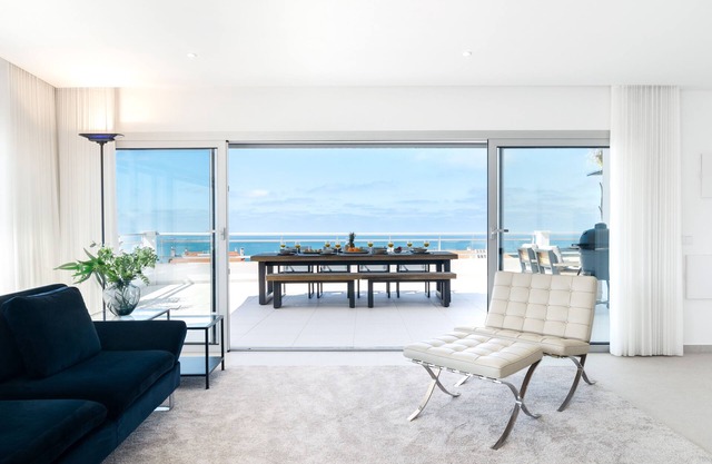 The Penthouse - Private Heated Pool and Sea View Terrace