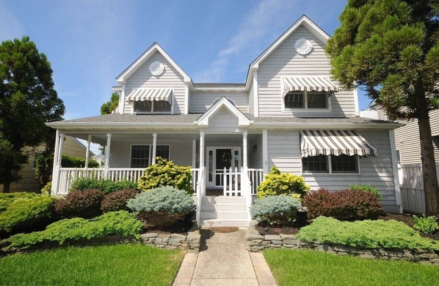 The Perfect Brigantine Location - A Zone - Enjoy our "Summer Breeze!"