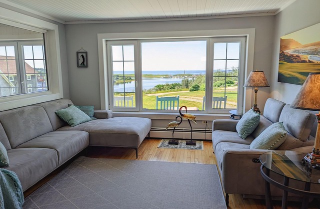 The perfect getaway home for families or large groups!