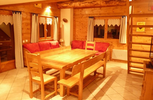 La casa Peya de 4 habitaciones en chalet