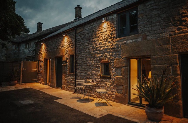 The Piggery - stylish barn conversion in the heart of the High Peak