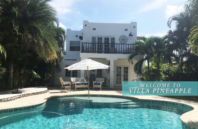 The Pineapple Villa: Chic 4BD Tropical Paradise cerca de las playas