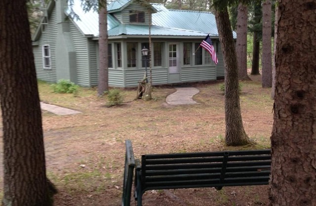The Pines Hideaway Cabin de Tippy Dam