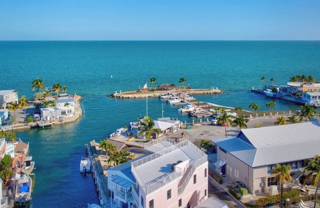 The Pink Pearl-Resort Access