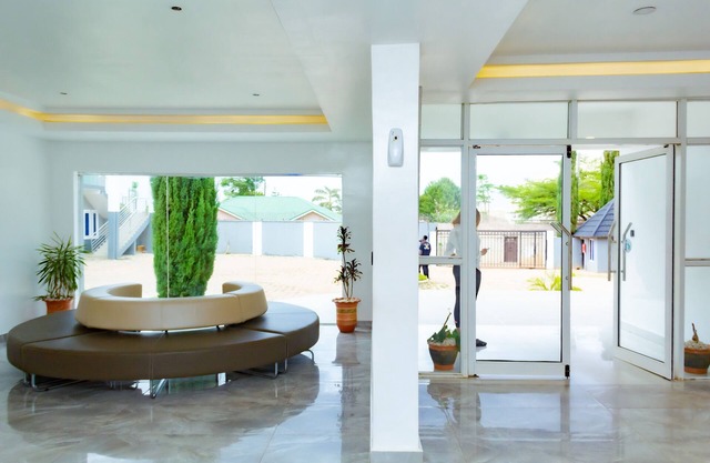 The Point Hotel and Suites