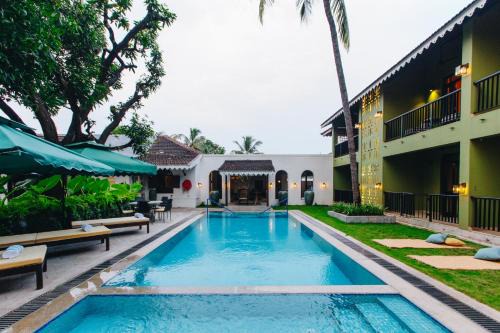 The Project Cafe and Hotel