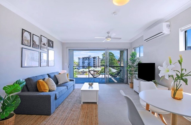 The Provincia A Contemporary Inner City Abode