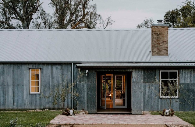 The Quarters - Jugiong