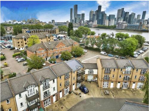 The Quayside Retreat