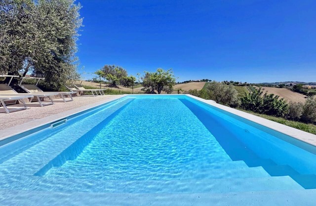 Casa de campo histórica con piscina, barbacoa, gimnasio, olivar en Senigallia - la Quercia