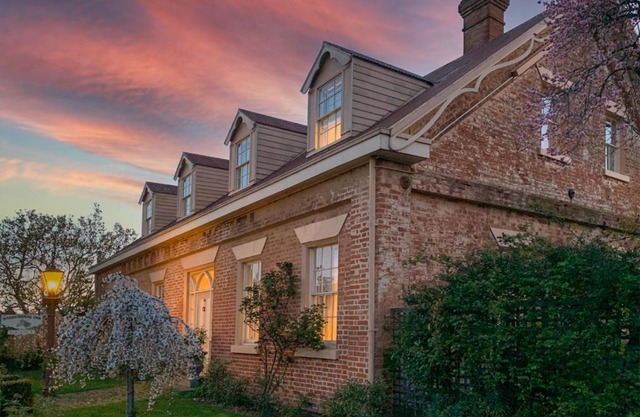 The Racecourse Inn