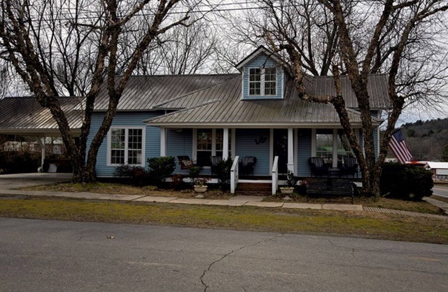 The Ramsey House located in the heart of Pangburn