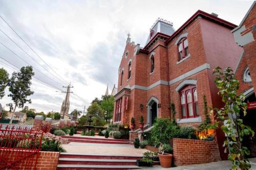 The Residence of MacKenzie Quarters CBD Bendigo