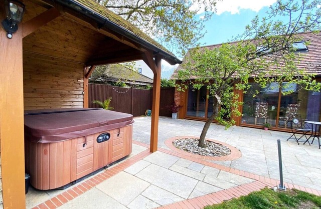 The Retreat, A Relaxing Getaway for Couples