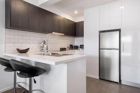 The Retreat at 165 New renovated unit Sleeps 6