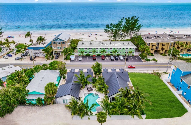 The Retreat at Anna Maria Island Inn