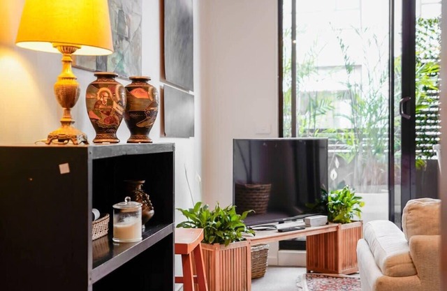 The Richmond - Bright 1BR Oasis w/parking